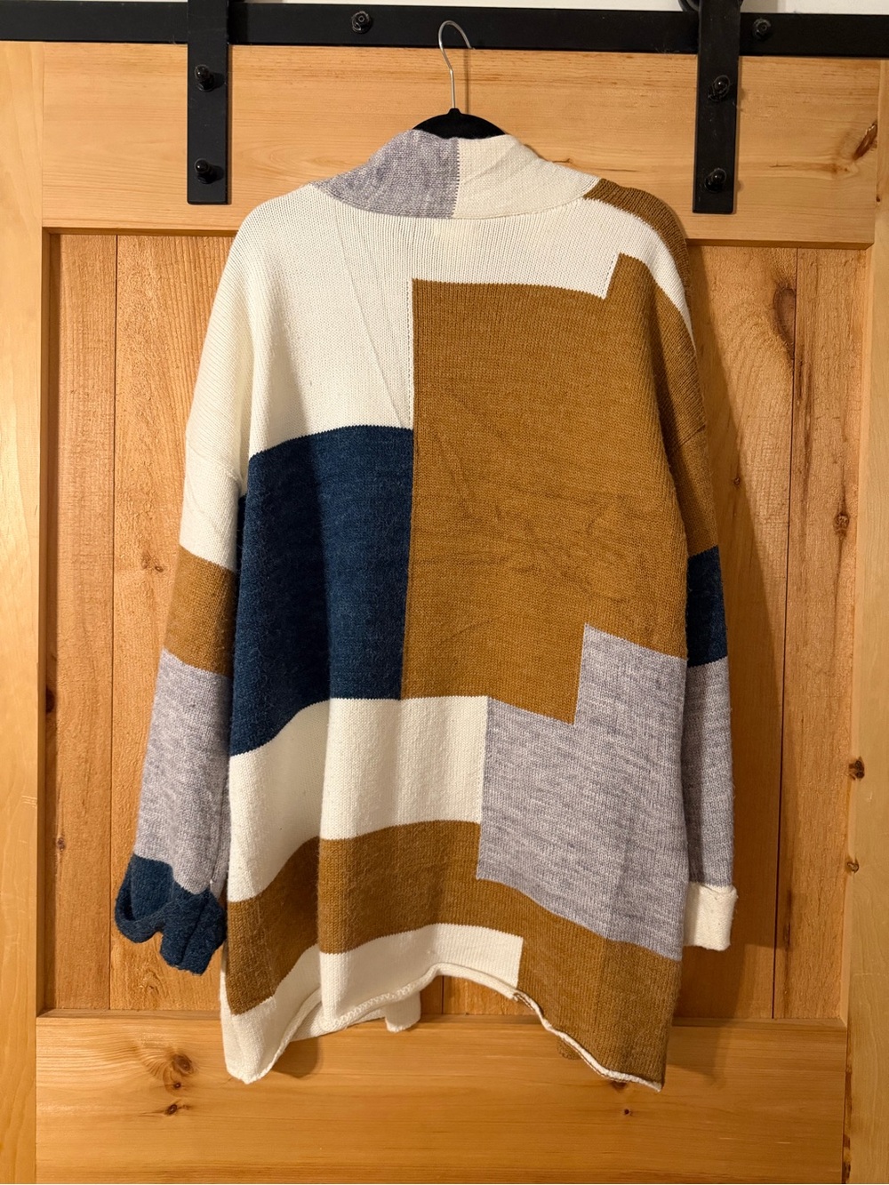 Oversized Open-Front Colorblock Cardigan Sweater - Picture 2 of 3